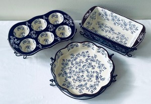 lot 216 image: Three Temptations Serving  Baking Dishes with Metal Holders