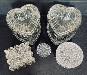 lot 214 image: Crystal and Glass Lidded Trinket Boxes and Paperweight