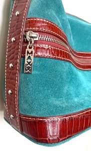 lot 220 image: Marvelous Maxx Handbag