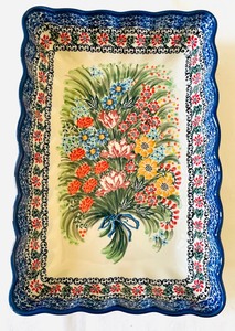 lot 40 image: Beautiful Unikat Polish Pottery Plates, Casserole Dish and Roaster
