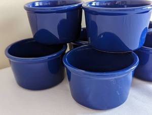 lot 334 image: Chantal Blue Baking Cups
