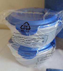 lot 342 image: New Lock & Lock Blue Insulated Tote and Containers
