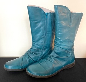 lot 323 image: Miz Mooz Marine Colored Leather Boots