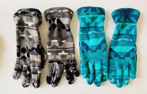lot 327 image: Great Hat, Scarf and Glove Grouping