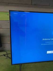 UN43TU7000F (LINES) Samsung - 43 Class 7 Series LED 4K UHD Smart Tizen TV
