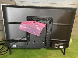 32H4030F3 32 HD Hisense Roku TV