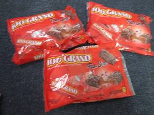 3-10 oz Bags 100 Grand Fun Size Can...