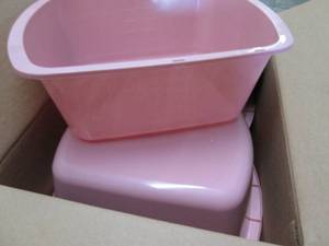 Case of 50 Medegen 7 qt Rose Wash B...