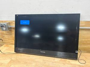 lot 13 image: VIEWSONIC CDE3201 TV