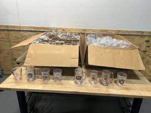 lot 91 image: Large Lot of NFL and MLB Decorated Plastic Cups and Mugs
