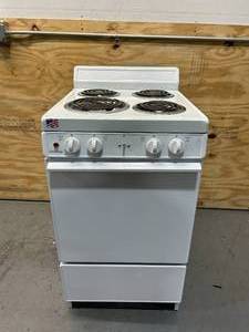 lot 99 image: HOLIDAY Electric OvenRange