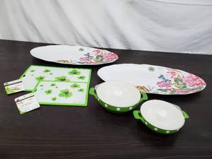 lot 30 image: Collection Of Kitchenware