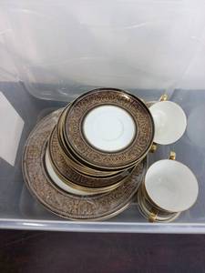 Mikasa Narumi Bone China Set