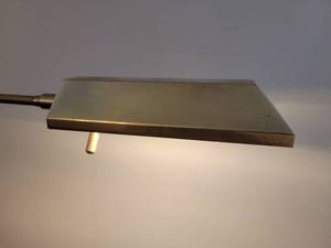 lot 4 image: Contemporary Brass Standing Lamp