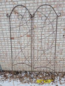 lot 33 image: Wrought Iron Garden Trellis Pair