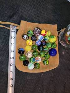 lot 39 image: Vintage Marbles & Shooters