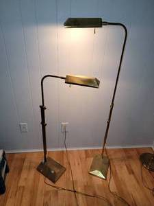 lot 28 image: Patina Brass Adjustable Floor Lamps