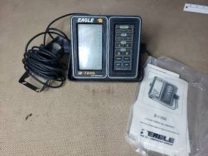 Eagle Z-7200 Fish Finder