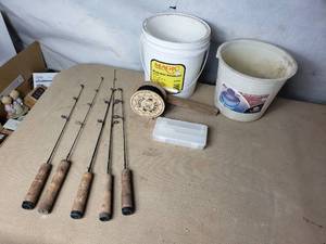 5 Ice Fishing Rods, Rattle Wheel, Buckets