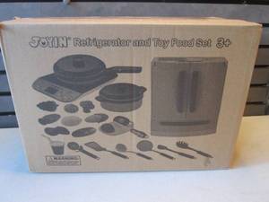 Joyin Refrigerator and Toy Food Set...