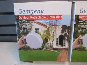 Lot of 4 Outdoor Retractable Clothe...