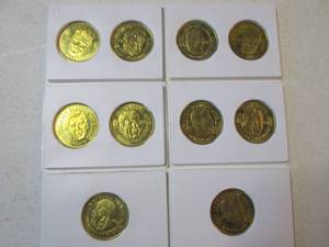 Assorted Baseball Player Coins Limi...