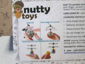 Lot of 6 Magic Flying Balls - Nutty...