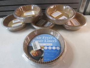 6 Containers of Air Fryer Paper Lin...