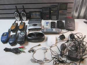 Assorted Small Electronics 2-Way Ra...