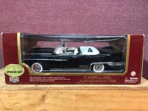 lot 20 image: Road Legends - 1958 Cadillac Eldorado Biarritz - Diecast