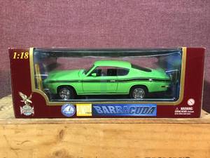 lot 21 image: Road Legends - 1969 Plymouth Barracuda - Diecast 118