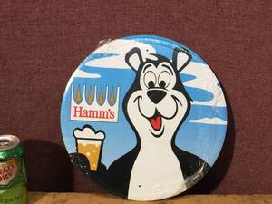 lot 43 image: 11 12 Hamms Metal Sign