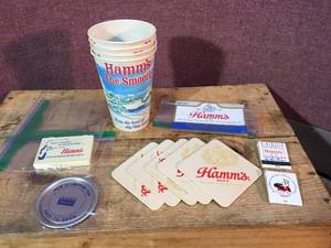 lot 124 image: Vintage Hamms Collectable Items