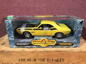 lot 159 image: Ertl Collectables - American Muscle 1970 Challenger T4 Diecast