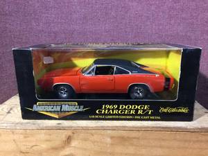 lot 182 image: ERTL Collectables AMERICAN MUSCLE 1969 Dodge Charger RT