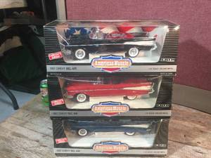 lot 199 image: 3 ERTL AMERICAN MUSCLE 1957 Chevy Bel Air