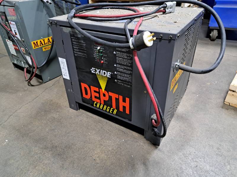 Exide Ironclad Depth Charger D3E2-12-550 Industrial 3-Phase Battery Charger  | Brooklyn Park Forklift, Battery, and Charger Surplus Sale | K-BID