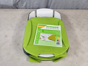 New Kitchen Classics 4 Piece Bakeware Bundle