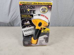 New Handy Brite Wide-Beam Flashlight
