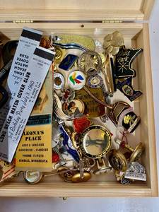 lot 16 image: Wood Box, Harley Davidson Leash