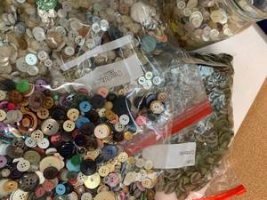 lot 26 image: Large Group of Sewing Buttons Jar
