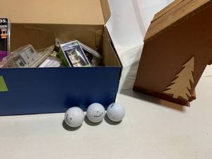 lot 41 image: Birdhouse & Box electrical items