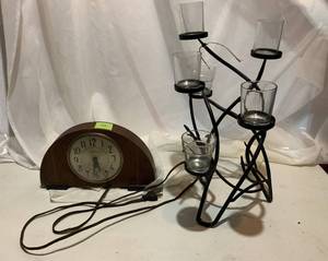 lot 42 image: Old Sessions Wood Clock Candle