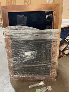 lot 22 image: Rustic Creation Glass Chalkboard and Markers