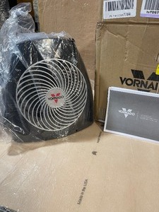 lot 25 image: Vornado Small space heater customer return