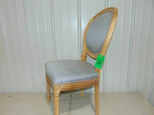 lot 30 image: Side Chair