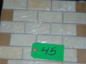 lot 45 image: 29 Sq. Ft. MSI Tuscany Ivory Beveled 11.81 in. x 11.81 in. Honed Travertine Mosaic Tile (0.97 sq. ft.Each) 30 Tiles
