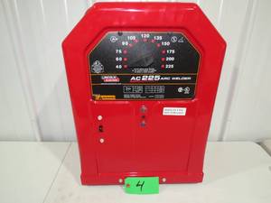 lot 89 image: Lincoln Electric Welder Wall Decoration