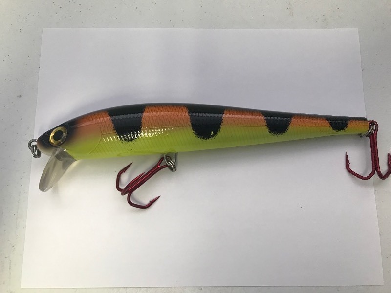 Storm Giant Suspending Thunderstick 26 fishing lure, Give Me A Bidd  Consignment Auction W/ Race cars, coca-cola machine , vintage tupperware,  sports cards.