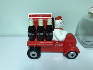 lot 18 image: 2 - Coca Cola cookie jars